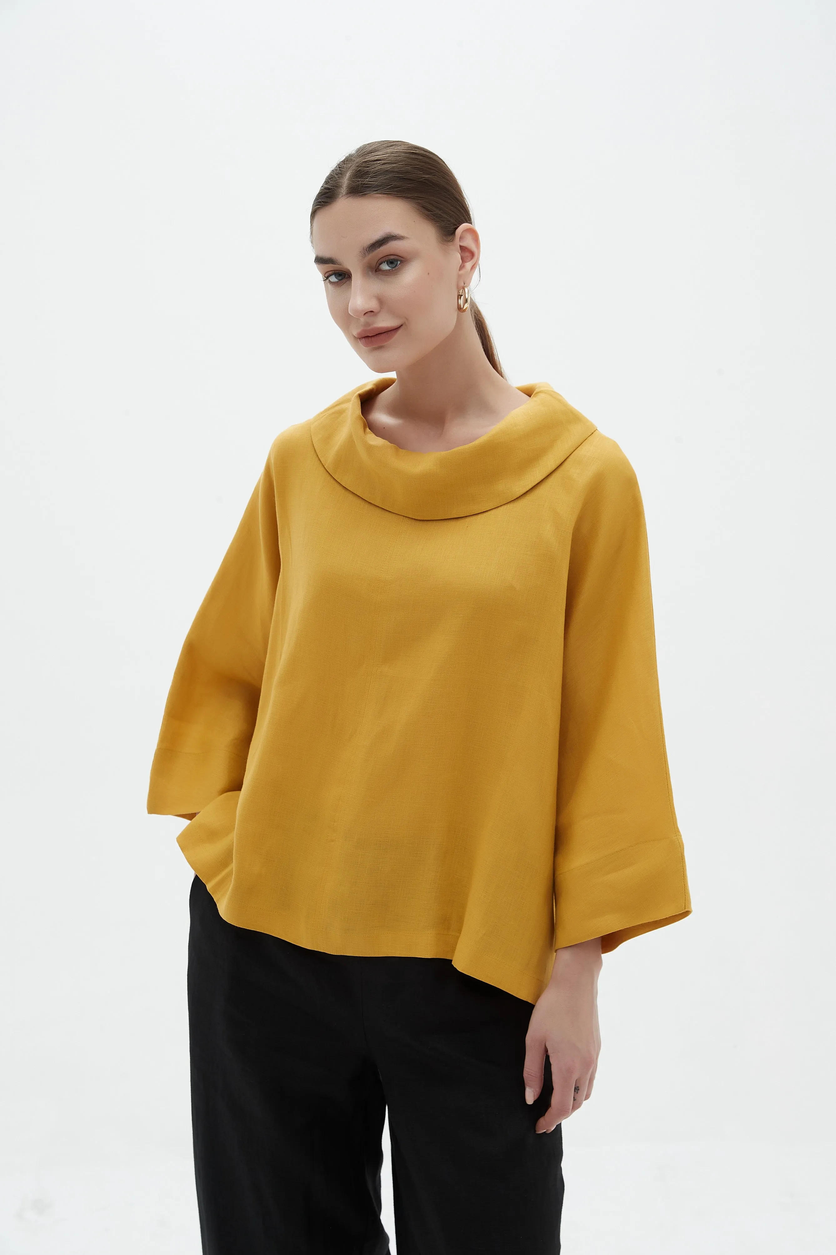 Funnel neck boxy top Tirelli