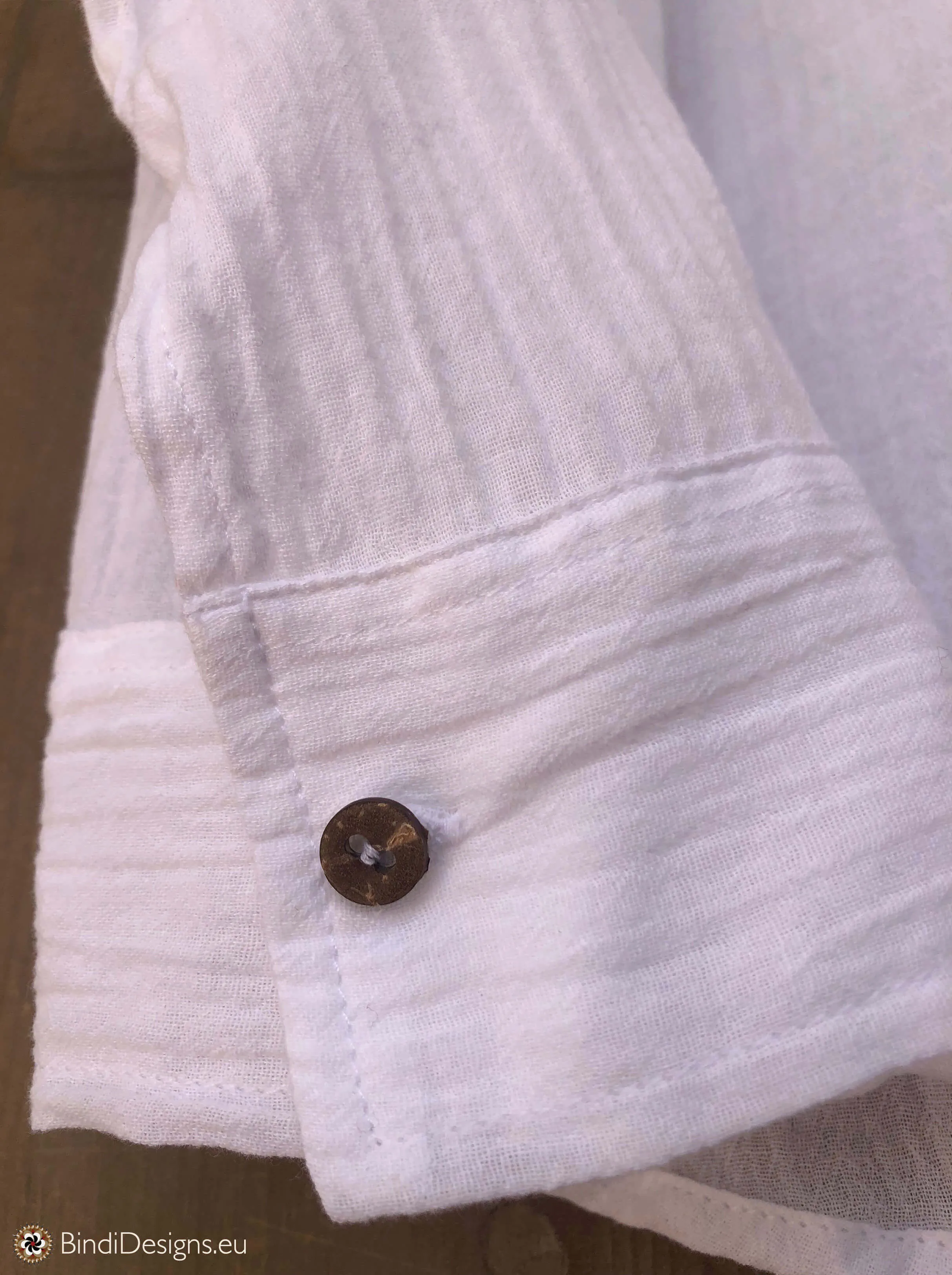 Light Cotton Shirt with Coconut Buttons White