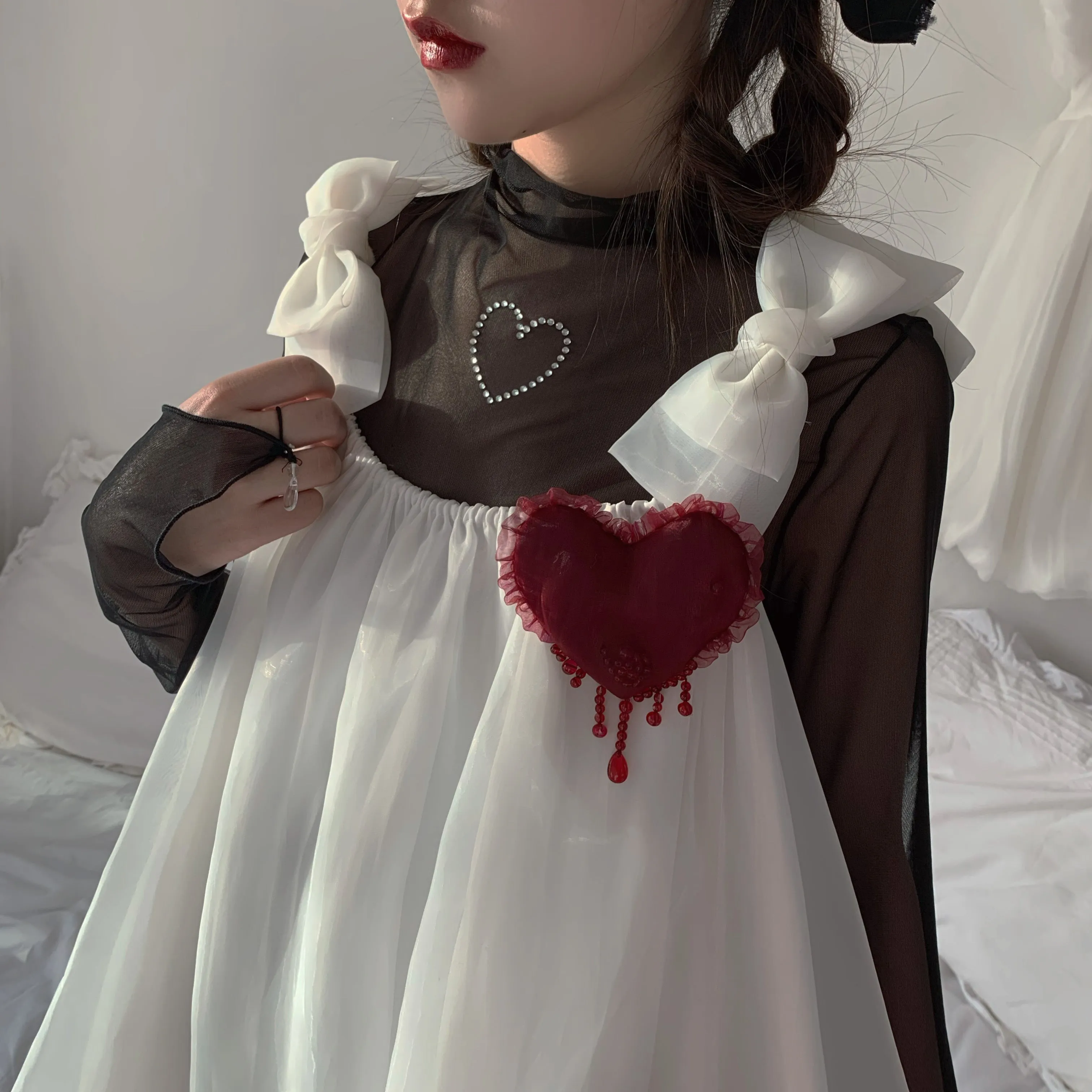 [Nololita] Fine Snow Heart Top